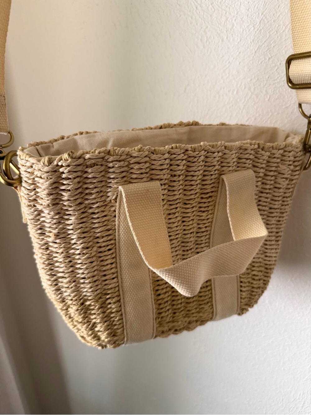 J Crew Woven Straw Crossbody Bag - Picture 2 of 6
